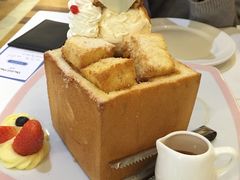 -Dazzling Cafe 蜜糖吐司专卖店