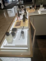 -奥伦纳素Erno Laszlo