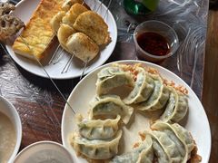 -亮亮烧烤(积玉桥总店)