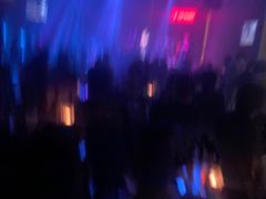 -TZ House音乐现场(来福士中心店)