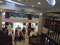 -新华书店(泉城路店)