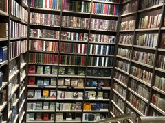 -钟书阁(群光广场店)