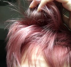 -HAIR CORNER