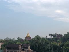 -ခြောက်ထပ်ကြီးရွှေသာလျောင်းဘုရားကြီး