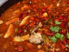 -渝蛙馆(新百店)