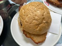 猪扒包-义顺牛奶公司