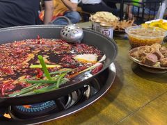 -黄潇洒老火锅(九眼桥宏济巷店)