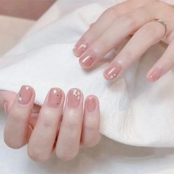 -悦指间美甲美睫
