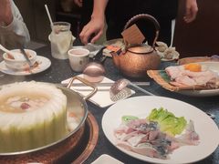 -得意咚瓜·顺德鱼生·冬瓜火锅(深圳首店)