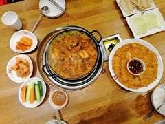 -喇喇排骨火锅·传统韩式脊骨汤(望京西园总店)