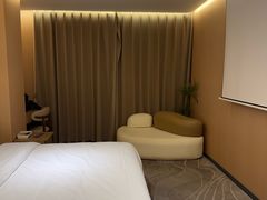 -幸栖洞穴设计酒店(成都春熙路店)