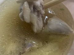 连州果园鸡-威邵鸡煲(西华路总店)