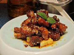 -万重锦·人文川菜馆(骡马市店)