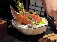 -山川小町·极番烧肉(新地假日广场店)