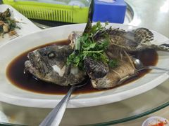 -量贩海鲜餐厅
