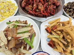 -丹水桥地锅鱼·翘嘴鲌·地方特色全鱼宴(丹江口大坝店)