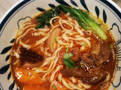 臻味私房三宝牛肉面-康师傅私房牛肉面(马泉营奥莱店)