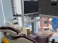 -极光口腔·矫正种植修复(锦江店)