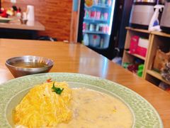 奶油蘑菇鸡肉蛋包饭-犀牛家猪排