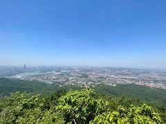 -紫金山山顶公园