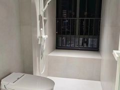 -百安居装修建材卖场(泰然店)