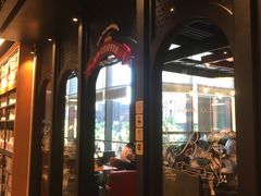 -西西弗书店&矢量咖啡(凯德晶萃广场店)