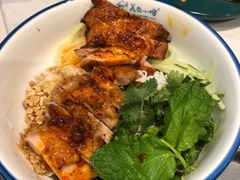 -美奈小馆·越南料理(中航城君尚购物中心店)
