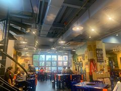-马路边边 传媒大学店