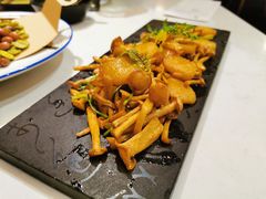 -荟廷·晶萃(陆家嘴尚悦湾店)