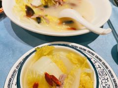 娃娃菜-千岛蚝高压锅生蚝·人参火锅(白云万达店)