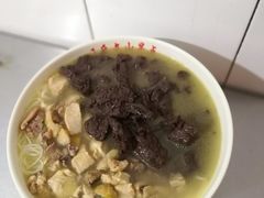 -文山荷鲜居(翠湖店)