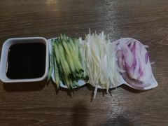 葱黄瓜圆葱-姥姥家春饼店(佳亿时尚广场店)