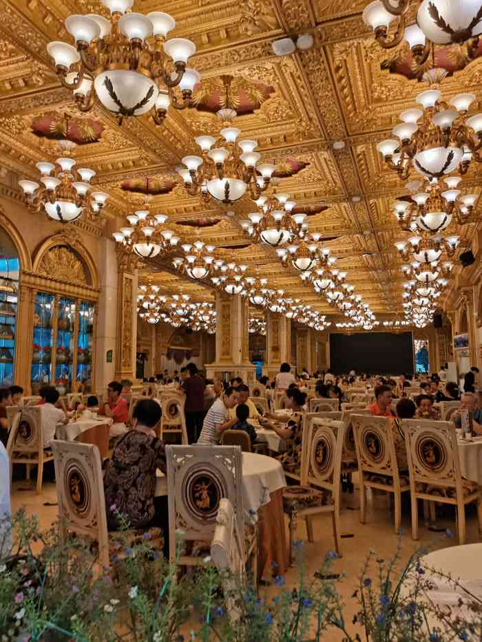 冠盛潮州酒楼-"有一款特价点心,还是比较实惠的,正常点心.