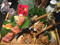 三文鱼刺身-东京爱上大连(中央大道店)