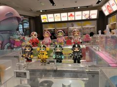 -泡泡玛特POPMART(世豪广场店)