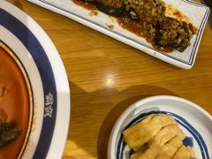 -霸蛮湖南菜·牛肉粉(荣京西街店)