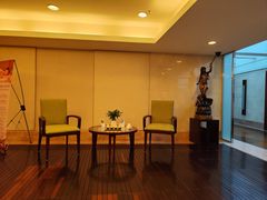 -深圳富苑皇冠假日套房酒店