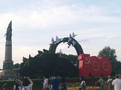 -人民防洪胜利纪念塔