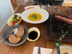 -Erman岩烧牛排(虹桥南丰城店)