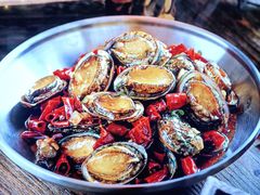 -喝丢一只鞋辣炒海鲜小烧烤(三八广场店)