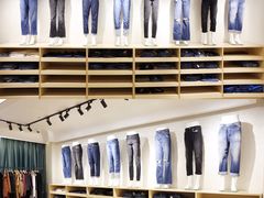 -荔秀服饰文化街区