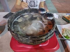 -墨脱石锅椰子鸡•香草鸭•东山羊(大东海店)