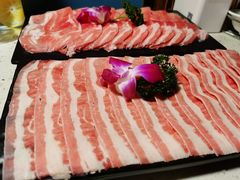 -三人行骨头王火锅(长寿店)