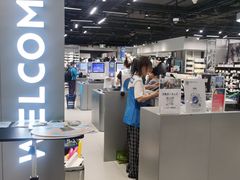 -迪卡侬(环球港店)