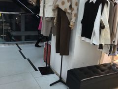 -广州白马服装市场