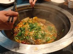 -营信刘罗锅铁锅炖(建华店)