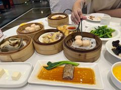 -万龙洲海鲜(大兴绿地缤纷城店)