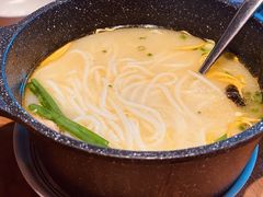 -云海肴·汽锅鸡·云南代表菜(天山百盛优客店)