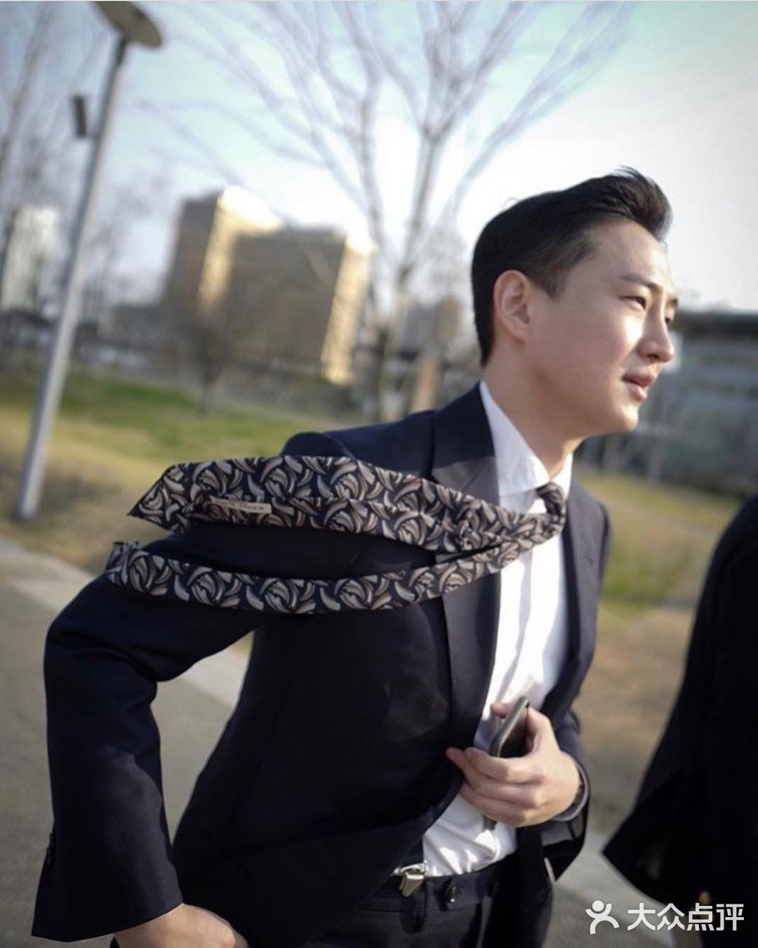 成都乔瑞德西服定制|整个春天，想和你环游世界。