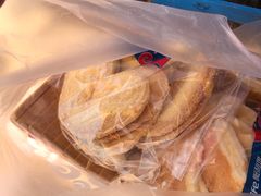 -聚利来食品(南戴河店)